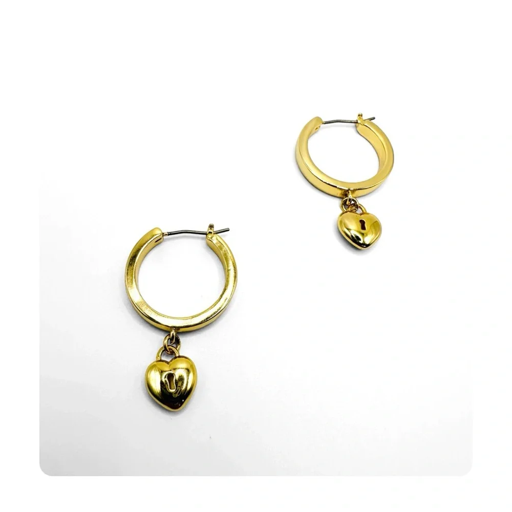 ★ NWT Ann Taylor “heart lock” Hoops - Golden ★ - Picture 10 of 14